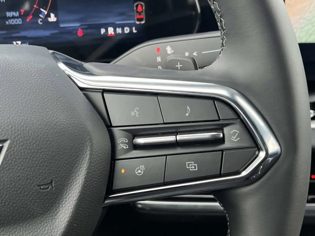 2026 Chevrolet Equinox LT - Photo 18