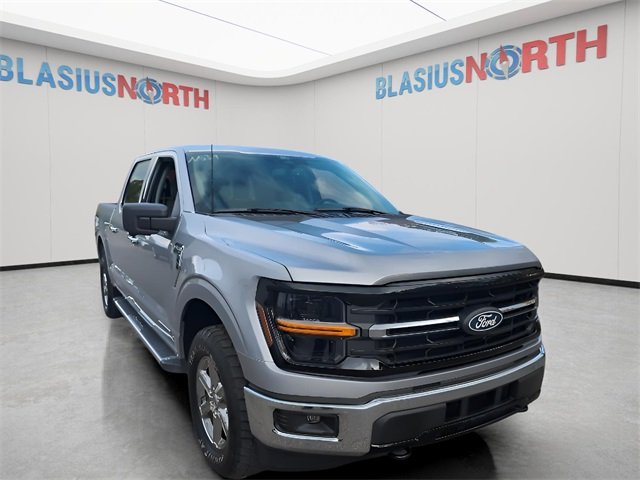 2024 Ford F-150 XLT photo 2