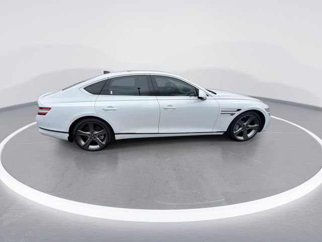 Used 2021 White Genesis 3.5T image 9