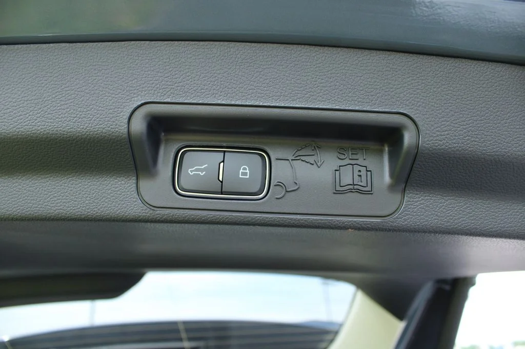 New 2026 Vapor Blue Metallic Ford Active image 14