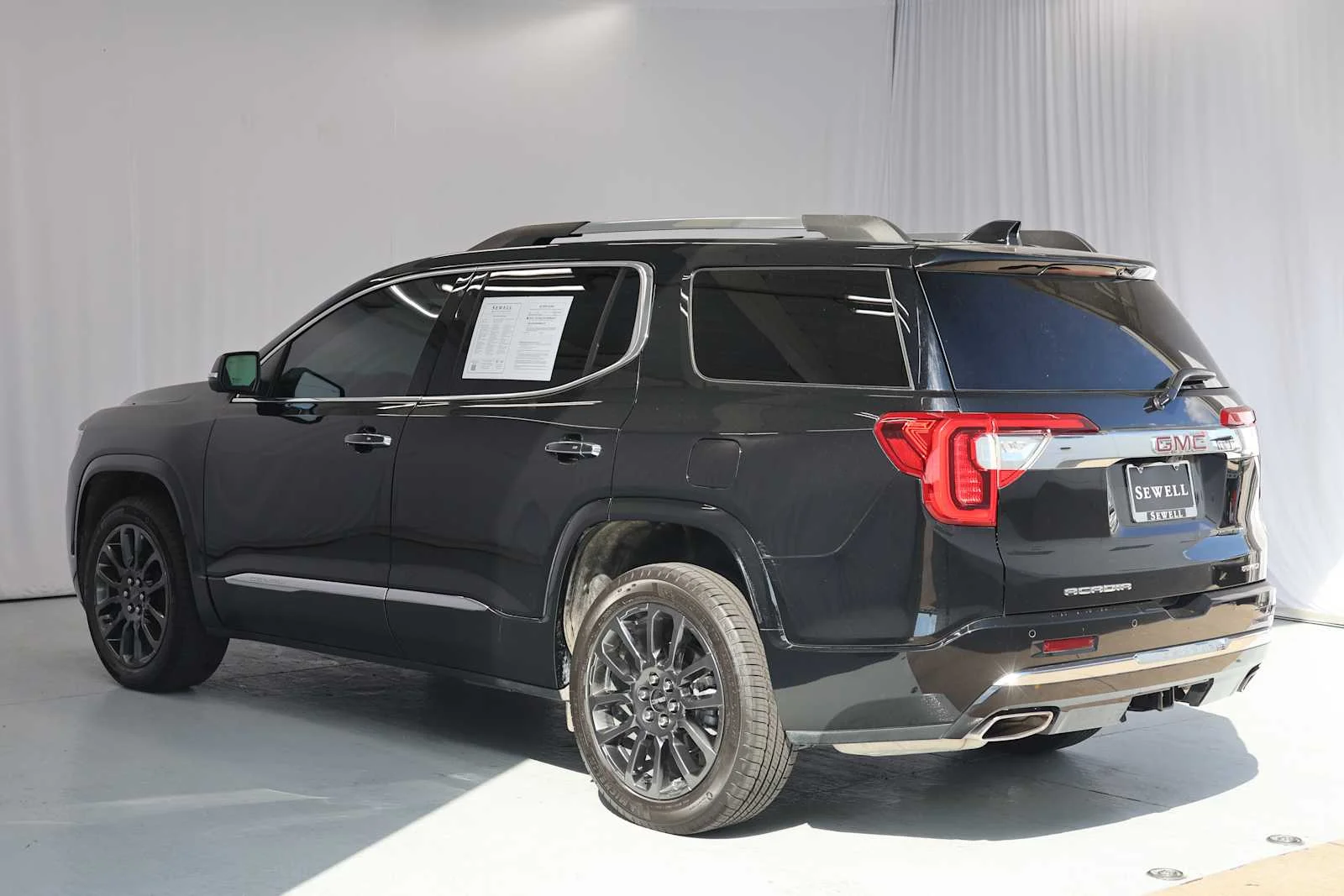 Used 2023 Ebony Twilight Metallic GMC Denali image 6