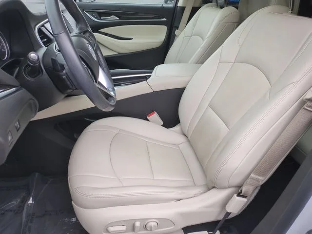 Used 2024 White Buick Essence image 14
