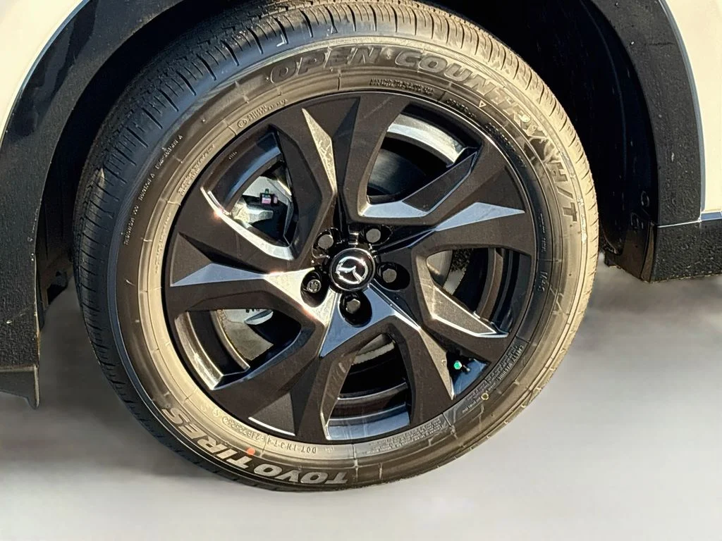 New 2026 Aero Gray Metallic Mazda 2.5 S Premium Plus AWD image 32