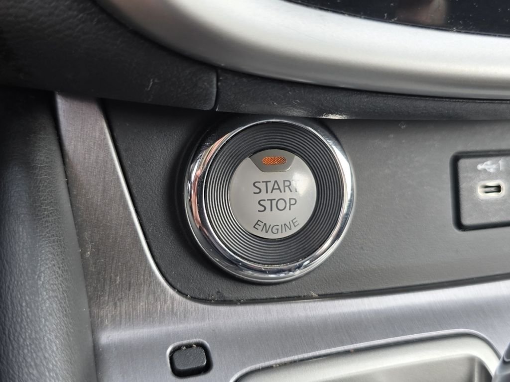 Used 2020 Black Nissan S image 30
