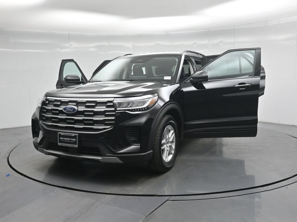 New 2026 Agate Black Metallic Ford Active image 29