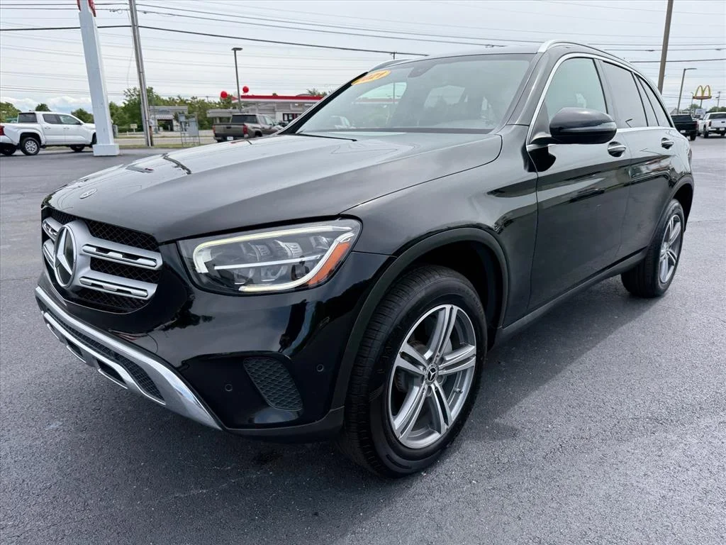 Used 2021 Black Mercedes-Benz GLC 300 image 4