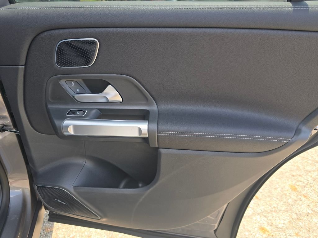 New 2026 Mountain Grey Metallic Mercedes-Benz GLB 250 image 23