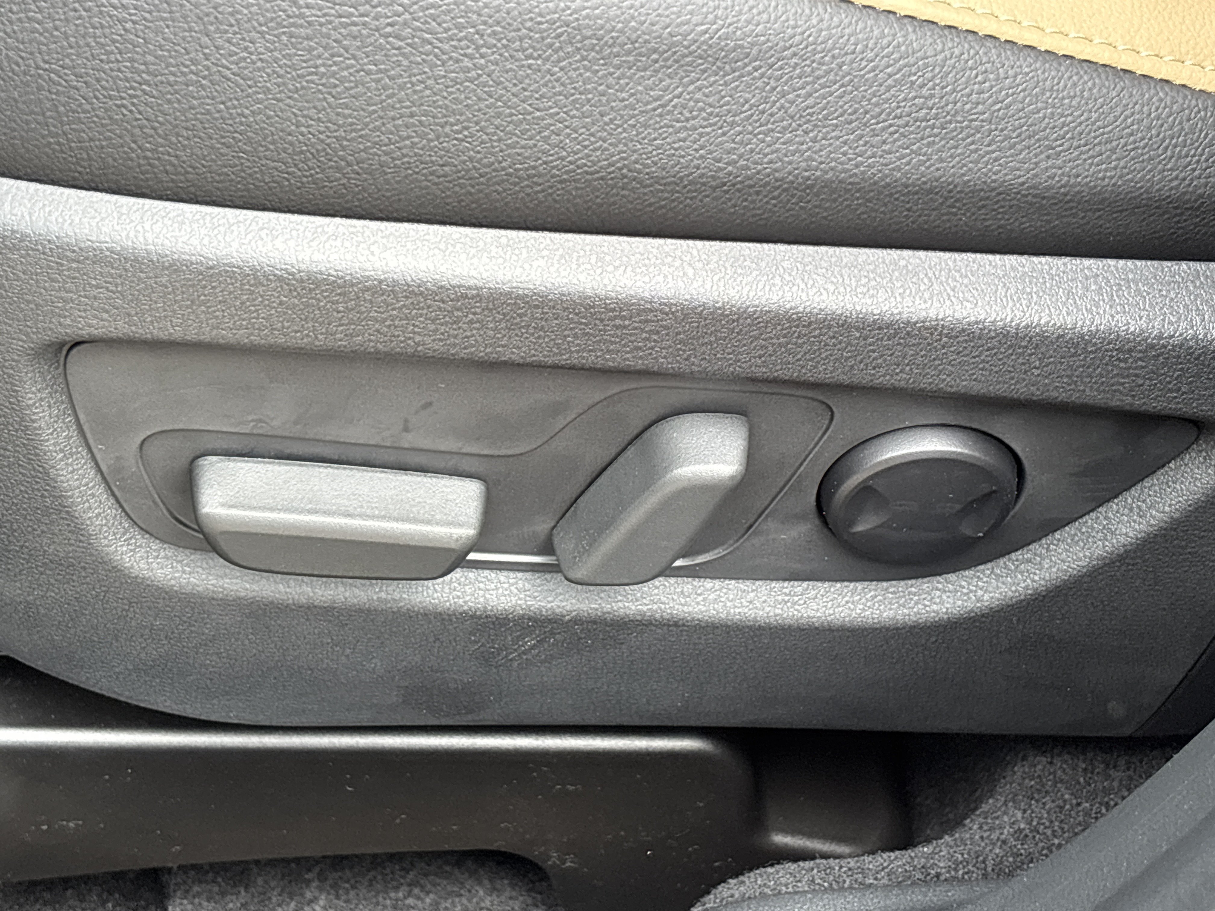 New 2026 Machine Gray Metallic Mazda 2.5 S Premium AWD image 19