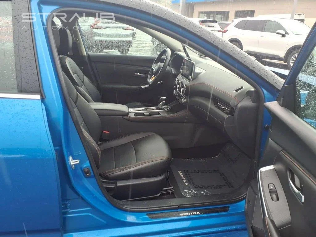 Used 2025 Electric Blue Metallic/Super Black Nissan SR image 20