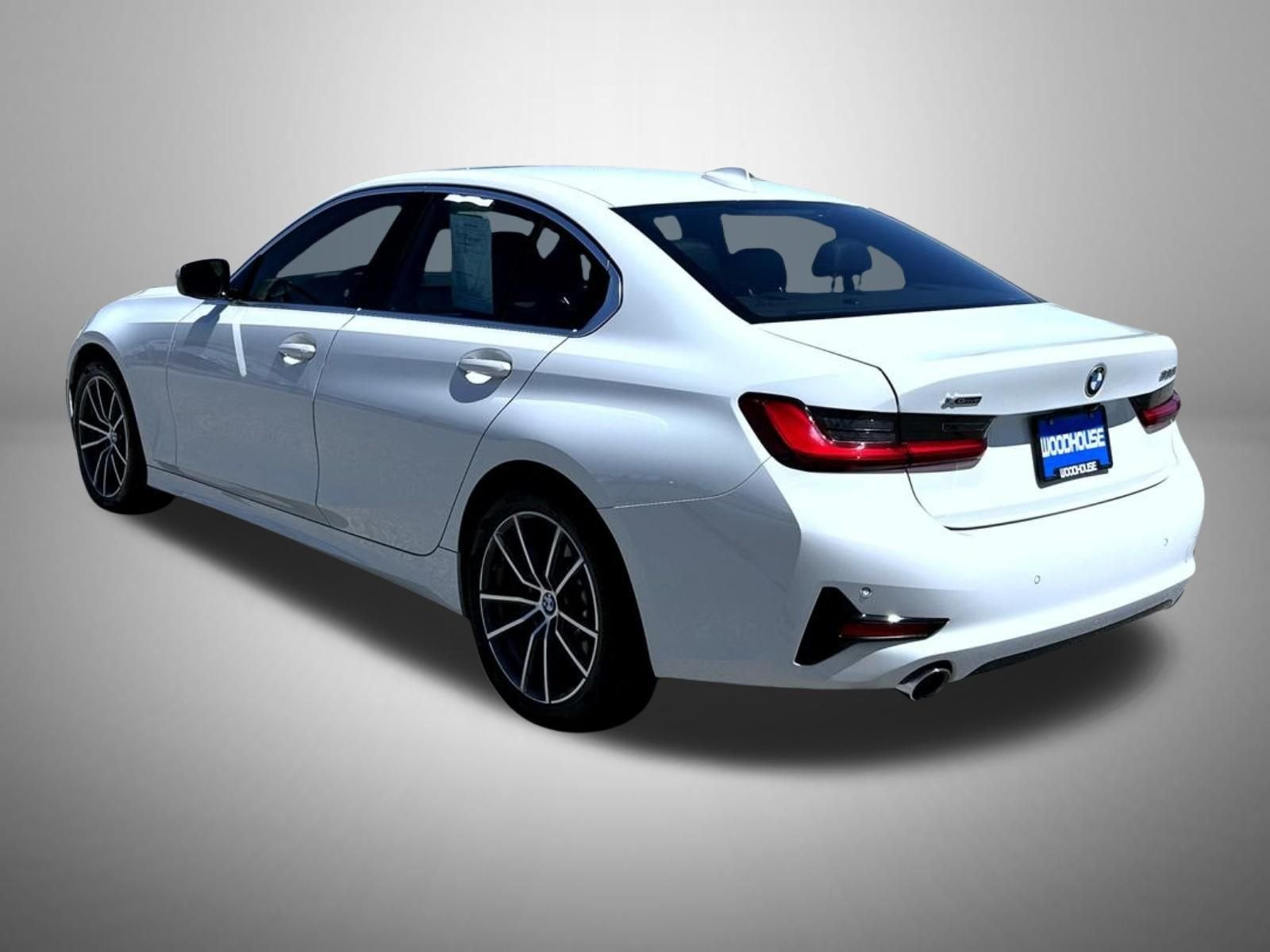 2021 BMW 3 Series 330i - Photo 8