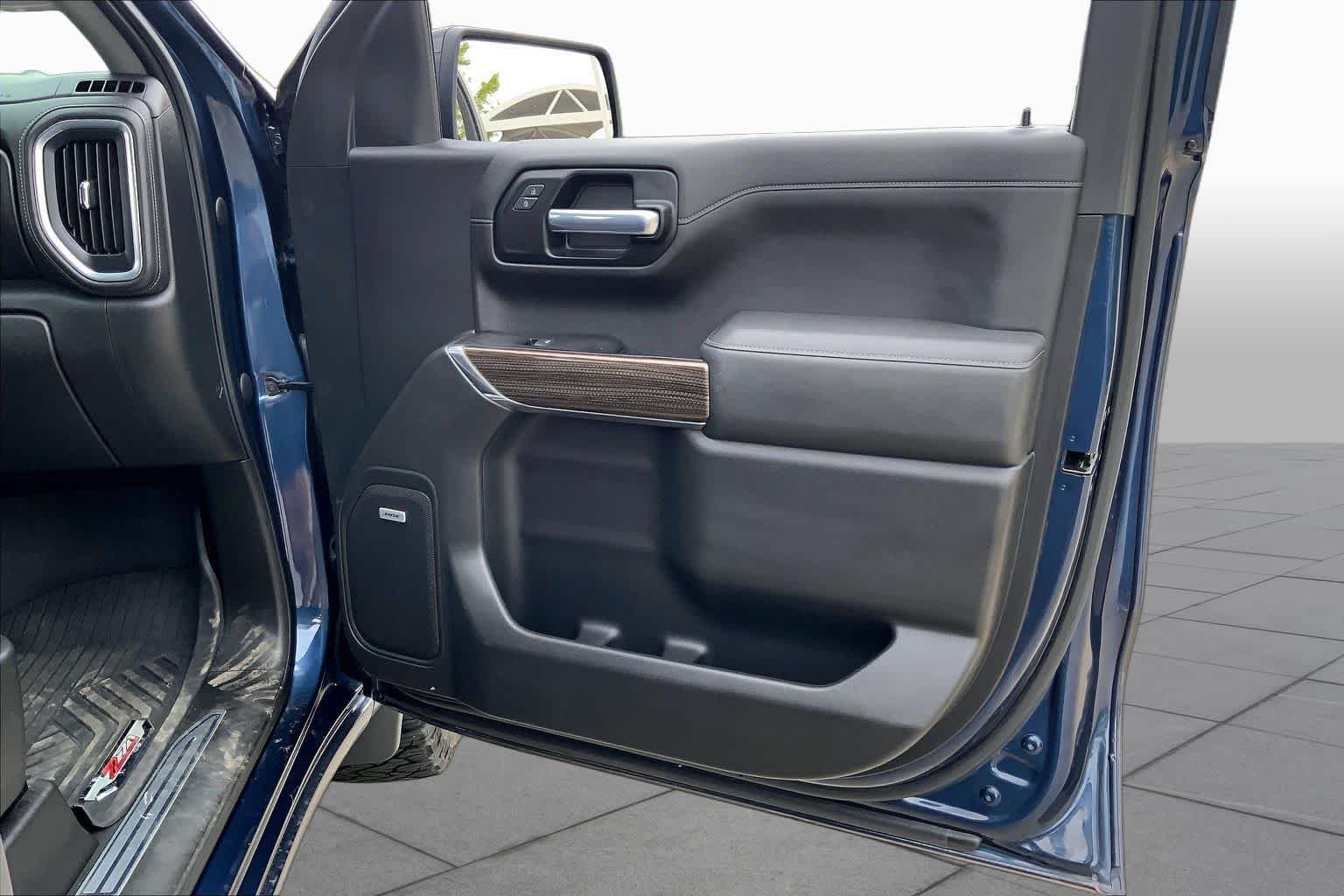 Used 2020 Northsky Blue Metallic Chevrolet LT Trail Boss image 21