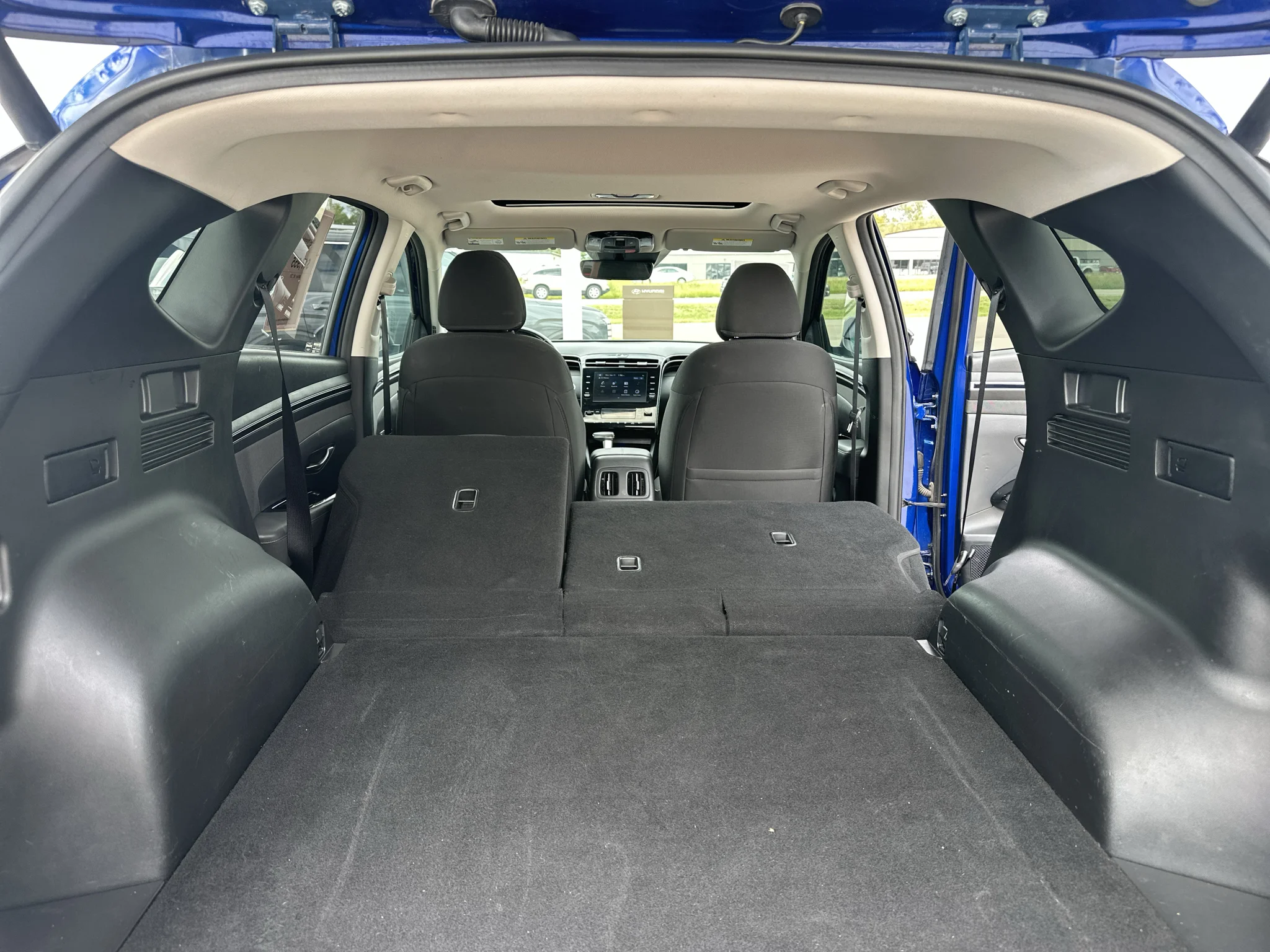 Used 2022 Intense Blue Hyundai SEL image 36