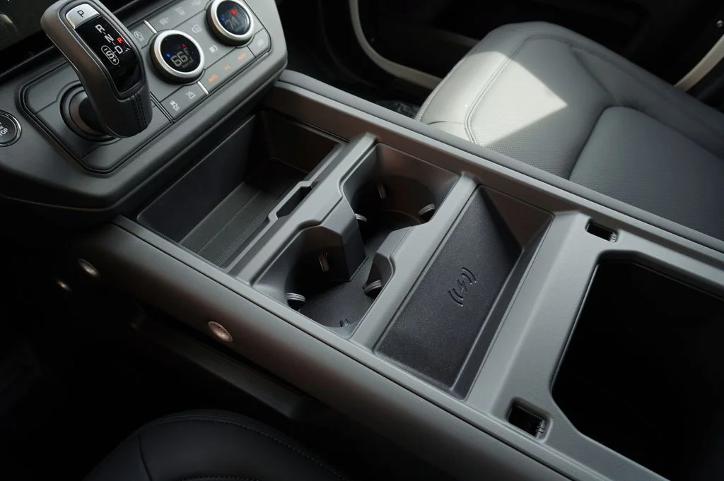 New 2026 Fuji White Land Rover S image 29