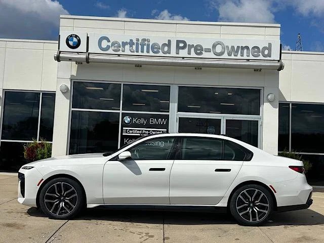 Certified Used 2023 Alpine White BMW 760i xDrive image 5