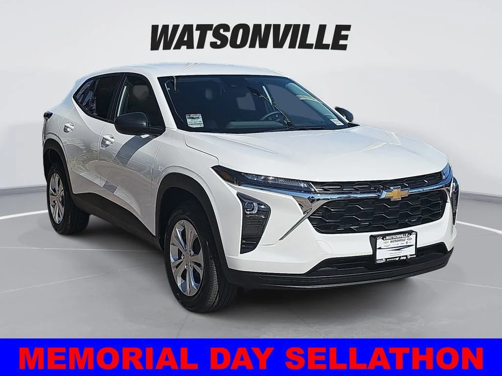 2026 Chevrolet Trax LS's photo