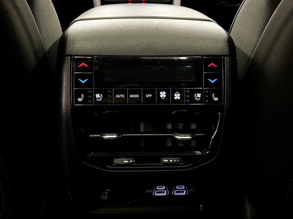 2022 Jeep Grand Cherokee Summit 4xe - Photo 29
