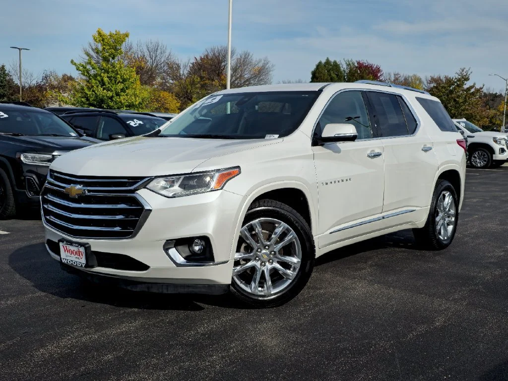 2019 Chevrolet Traverse High Country - Photo 2