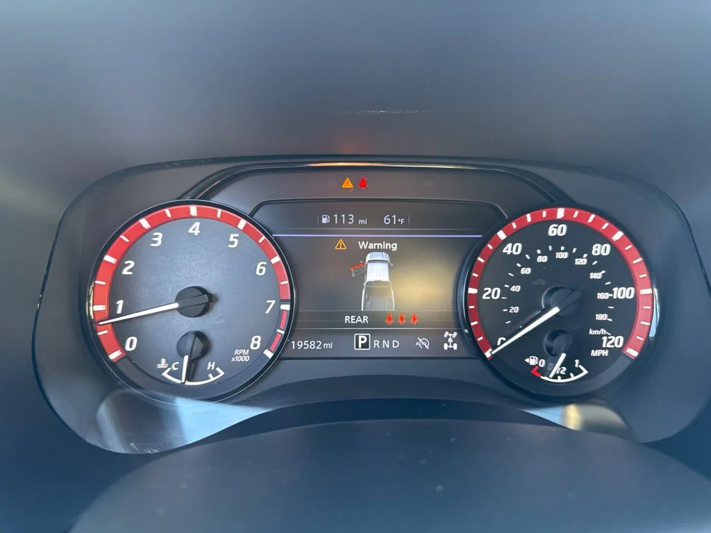Used 2024 White Nissan PRO-4X image 14
