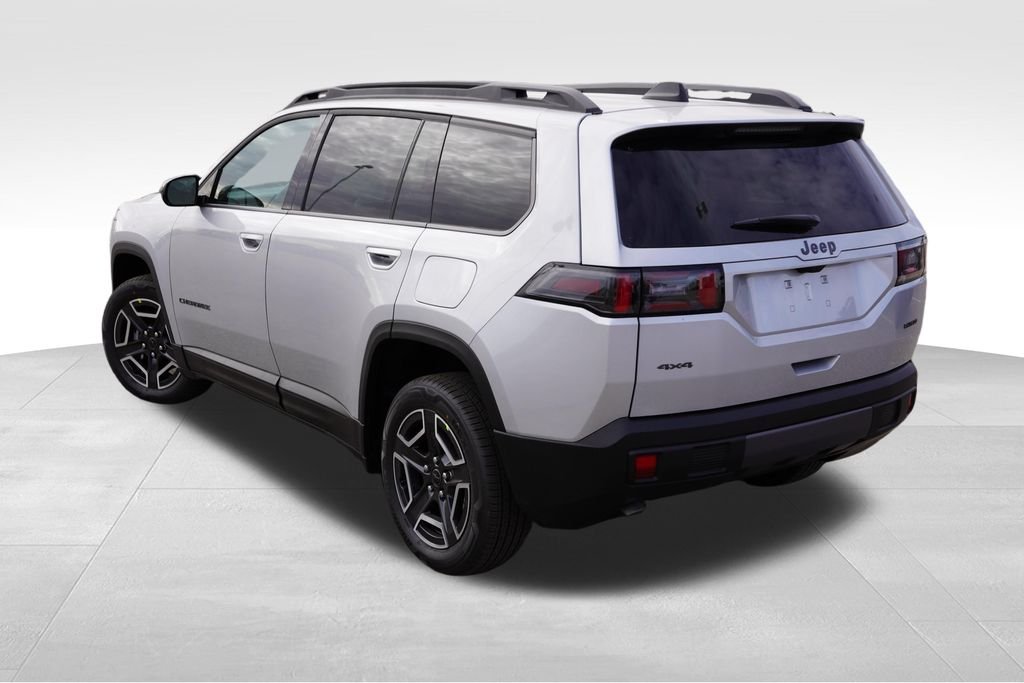 New 2026 Silver Zynith Clear-Coat Exterior Paint Jeep Laredo image 5