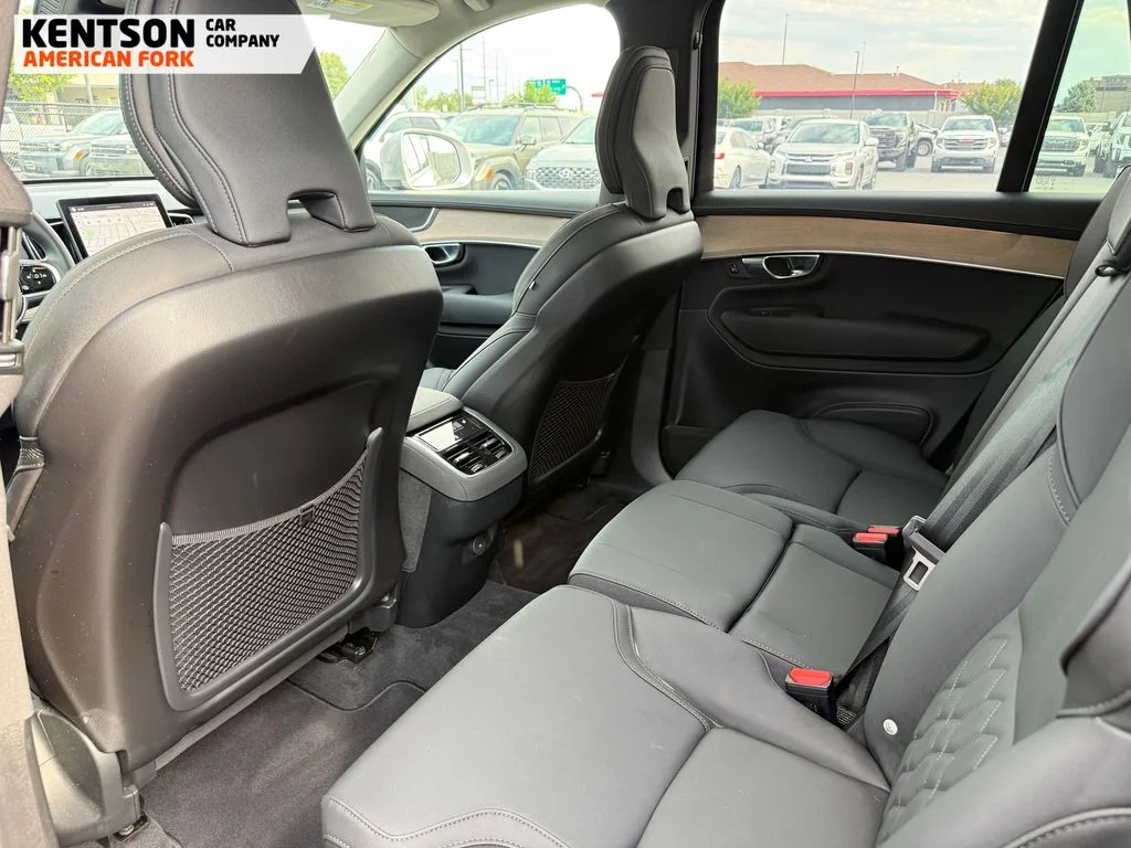 Used 2025 Gray Volvo B6 Plus 7-Seater image 29