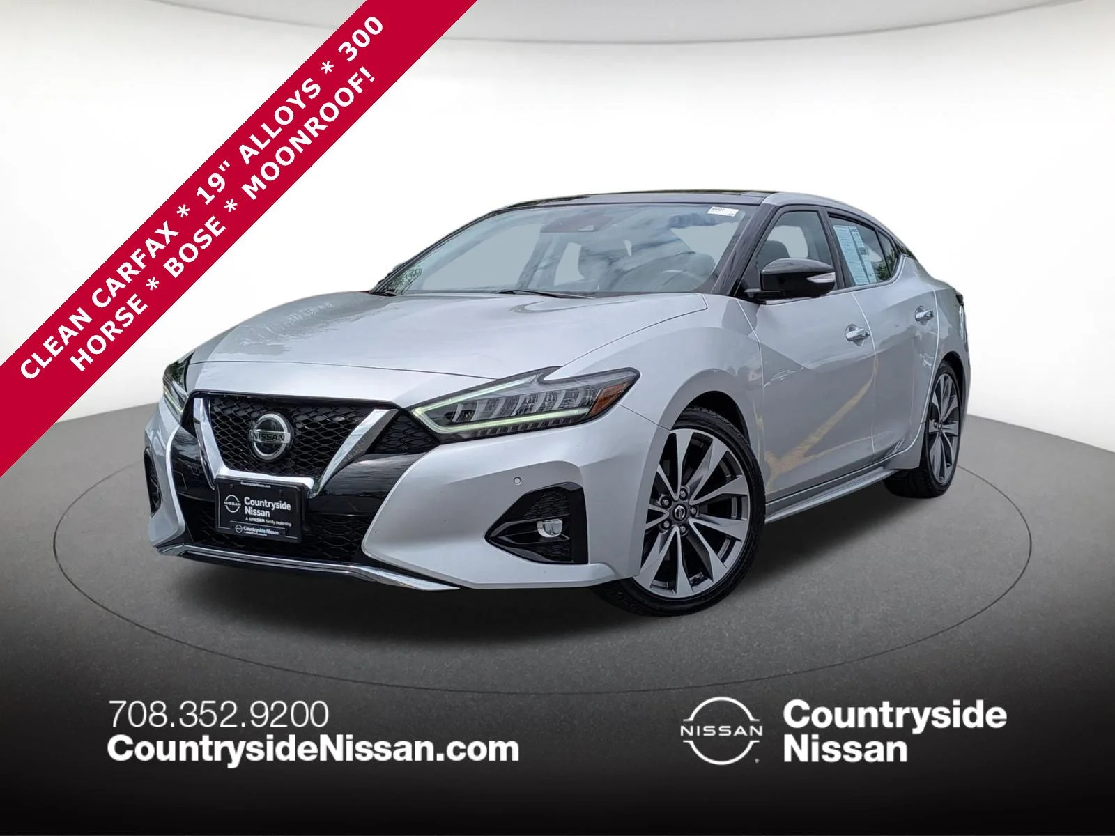 2022 Nissan Maxima Platinum's photo