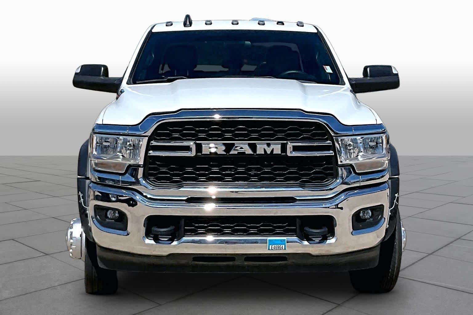 Pre-Owned 2022 Ram 5500 Chassis Cab Tradesman