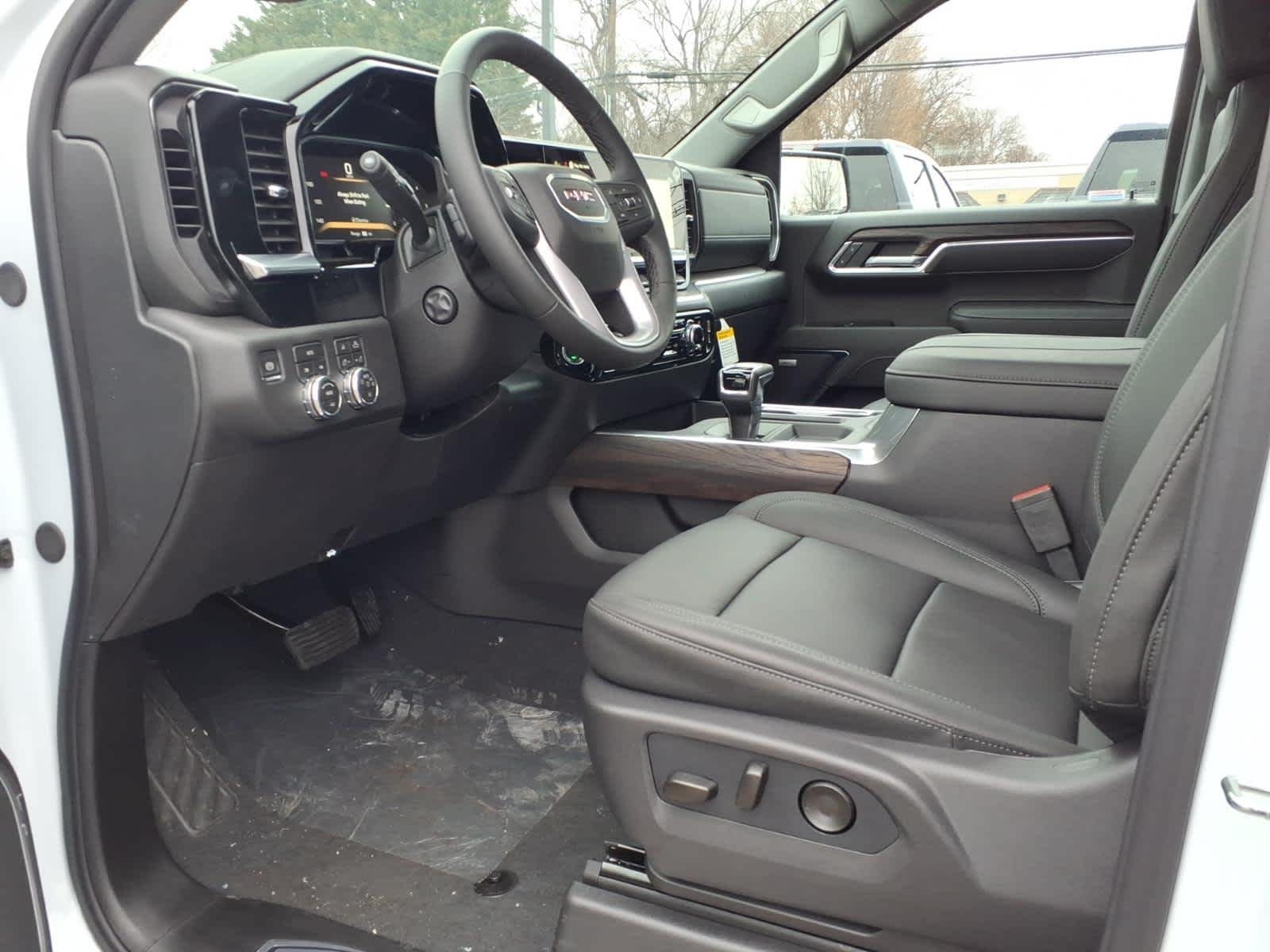 New 2026 Glacier White Tricoat GMC SLT image 16