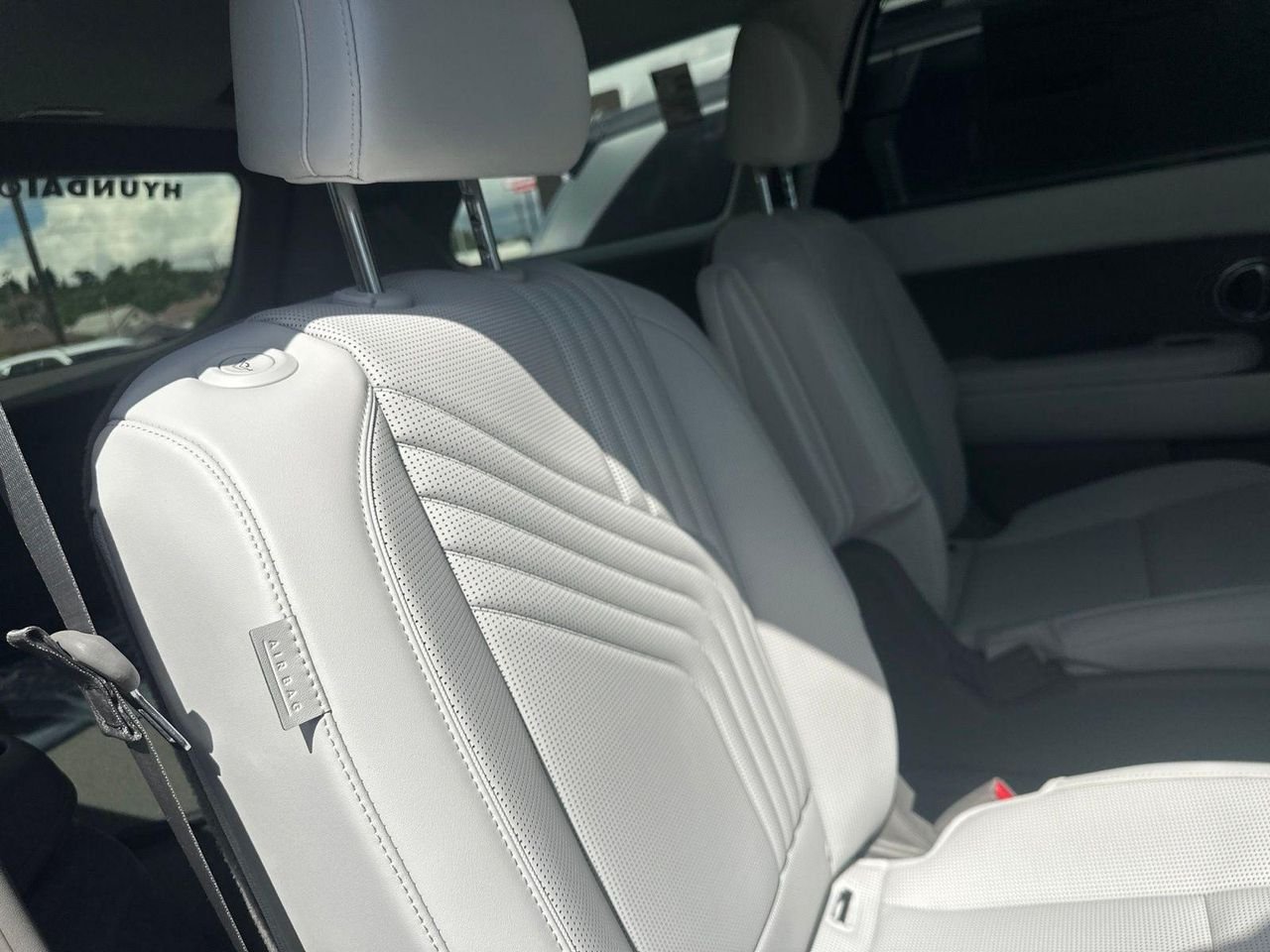 New 2026 White Hyundai SEL Premium AWD image 28
