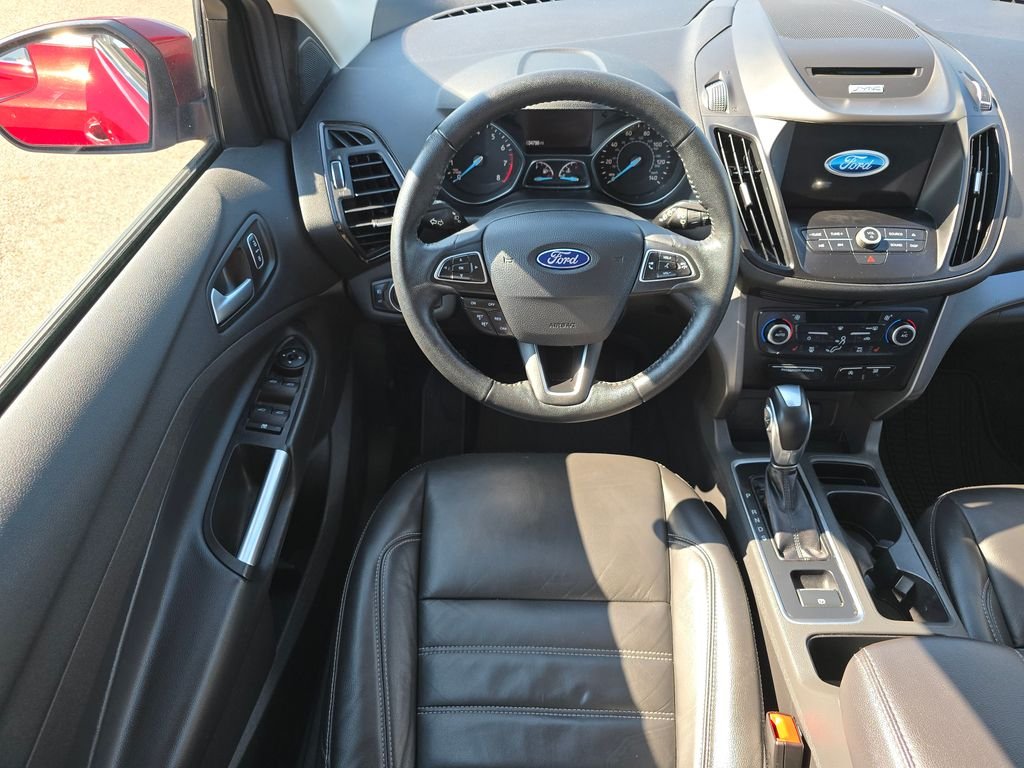 Used 2018 Red Ford SEL image 17