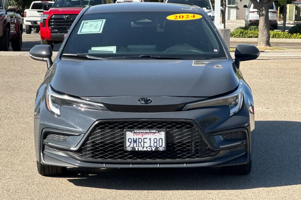 Used 2024  Toyota SE image 14