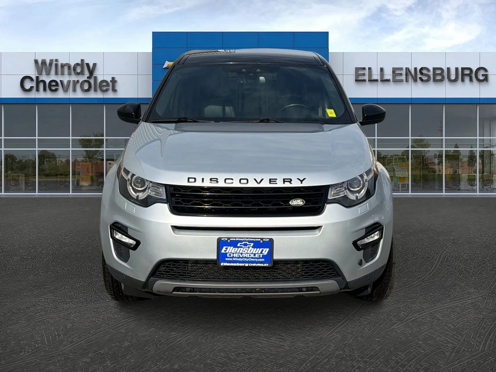 Used 2017 Land Rover Discovery Sport HSE with VIN SALCR2BG6HH692117 for sale in Ellensburg, WA
