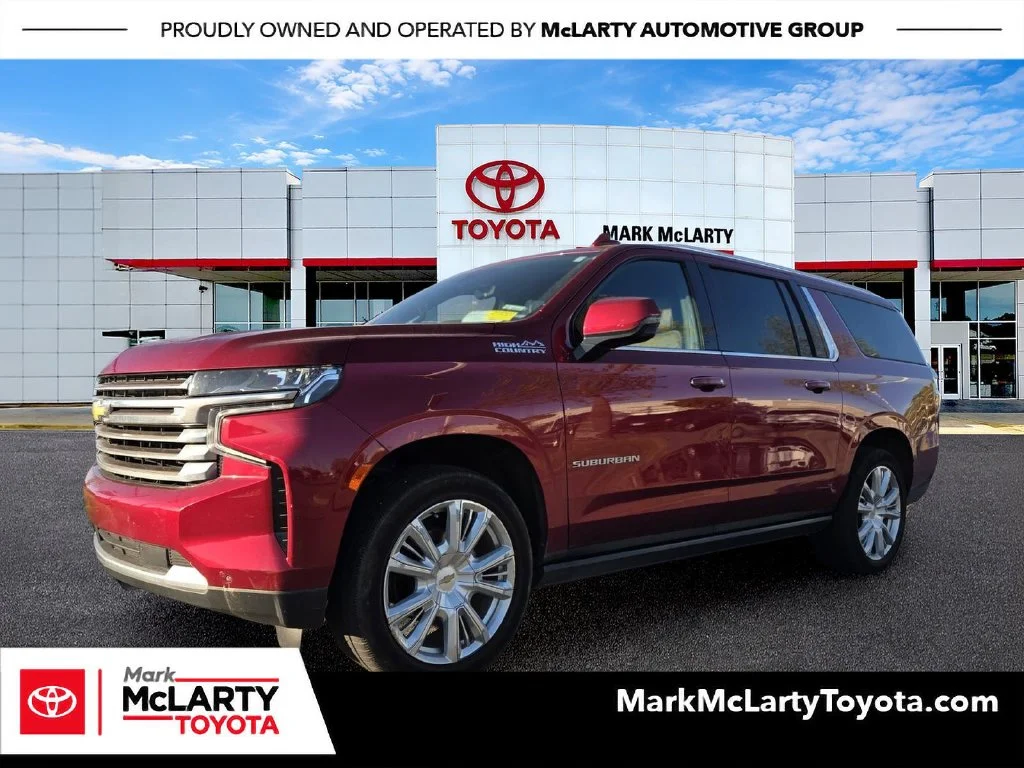 Used 2021 Red Chevrolet High Country image 1