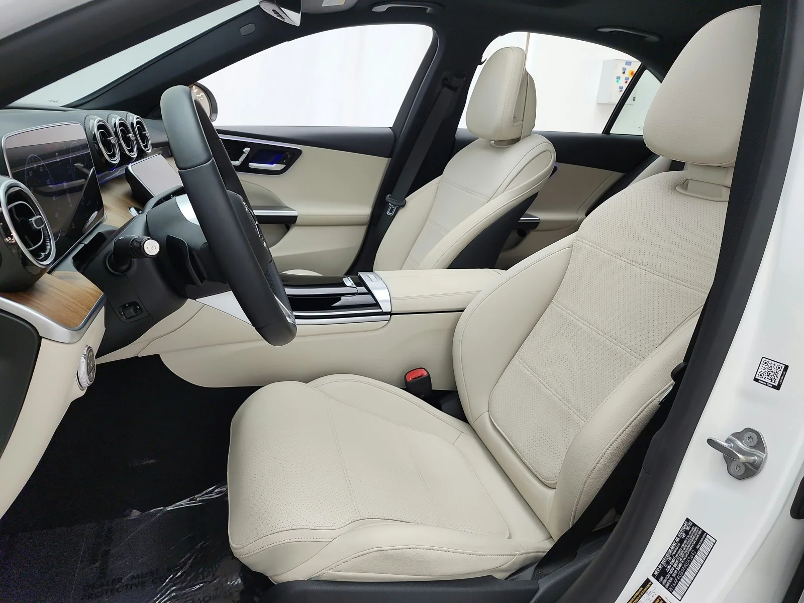 Used 2022 Polar White Mercedes-Benz C 300 image 13