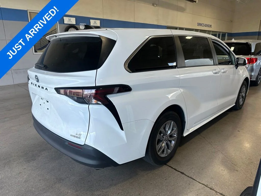 Used 2023 Ice Toyota LE image 3