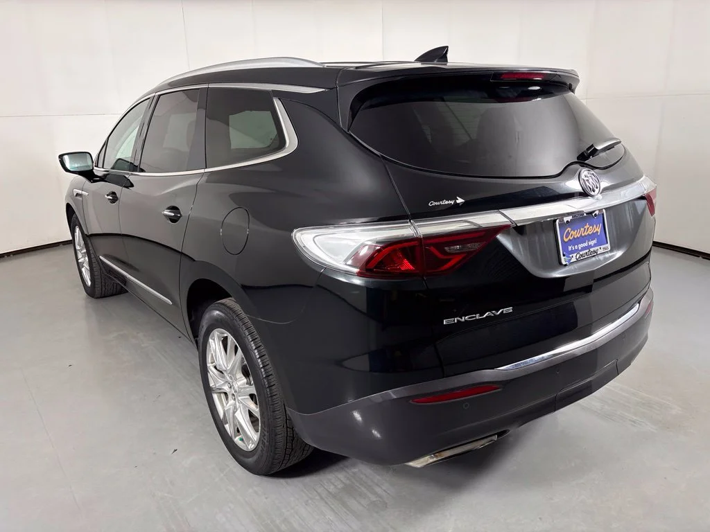 Used 2023 Black Buick Essence image 6