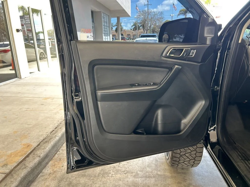 Used 2021 Black Ford XLT image 34
