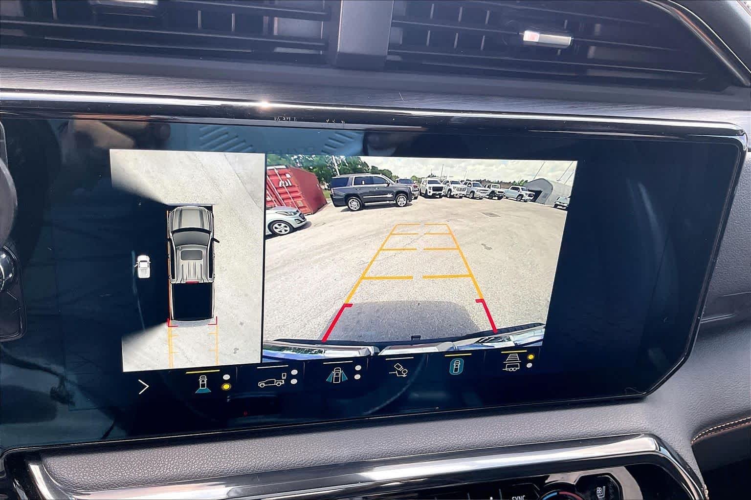 Used 2022 Onyx Black GMC AT4 image 27