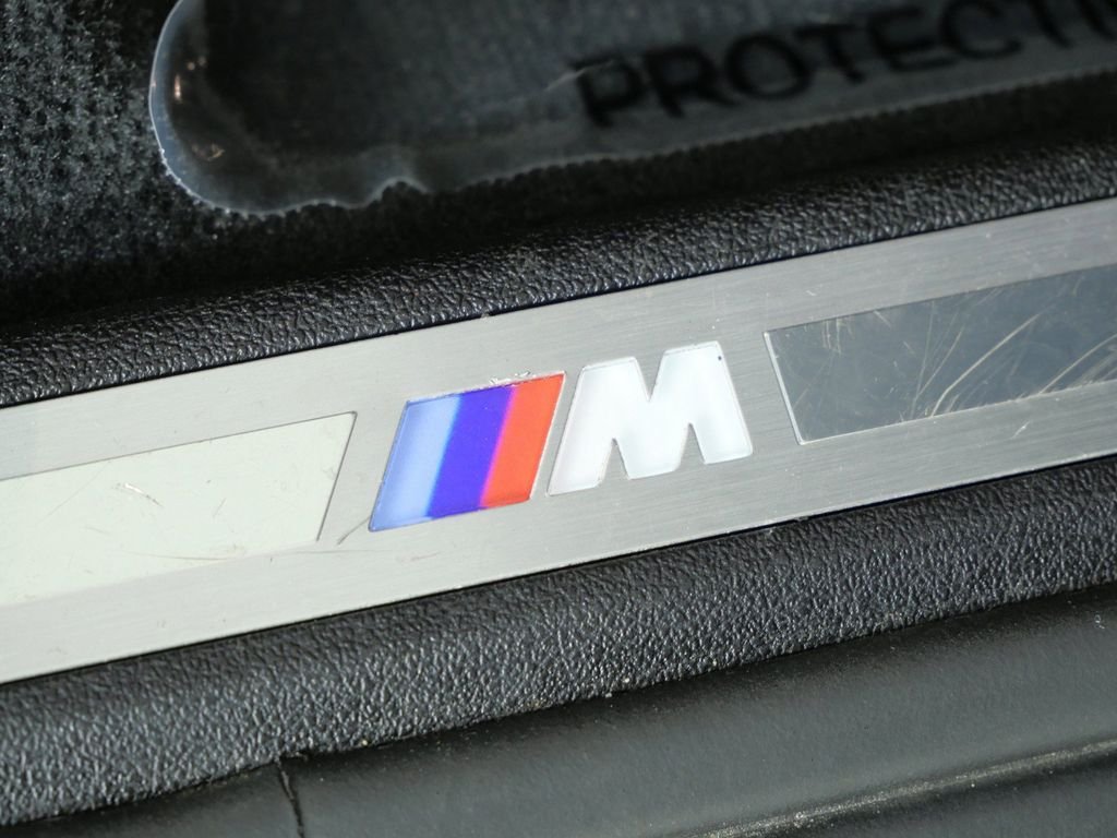 Certified Used 2024 Skyscraper Grey Metallic BMW xDrive40i image 28