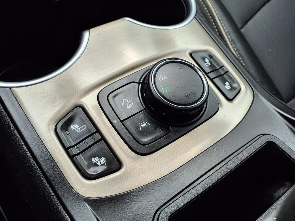 Used 2019 EBONY TWILIGHT METALLIC GMC Denali image 21