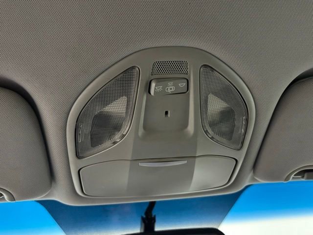 Used 2017 Night Sky Pearl Hyundai SE image 29