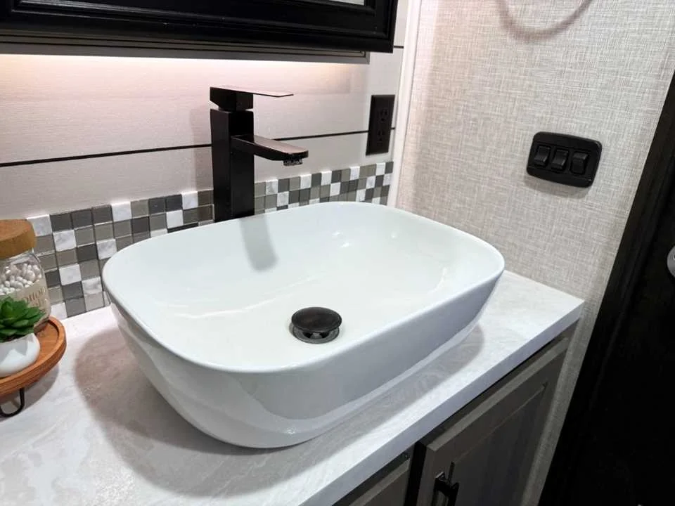 Used 2024 WHITE JAYCO  image 38