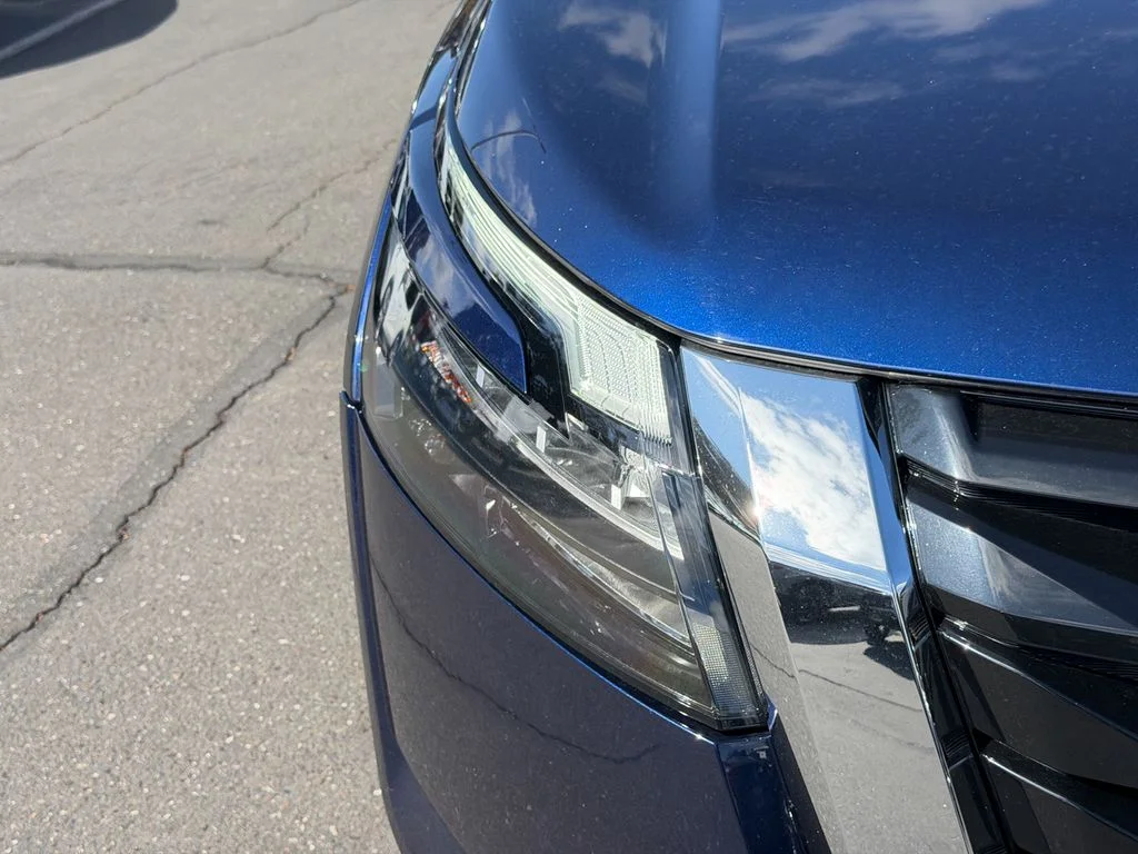 Used 2024 Deep Ocean Blue Nissan SV image 5