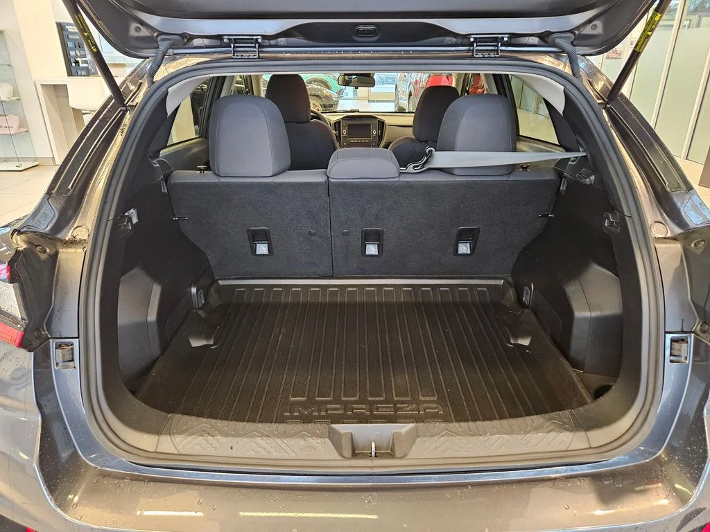 Used 2024 Gray Subaru Base image 30