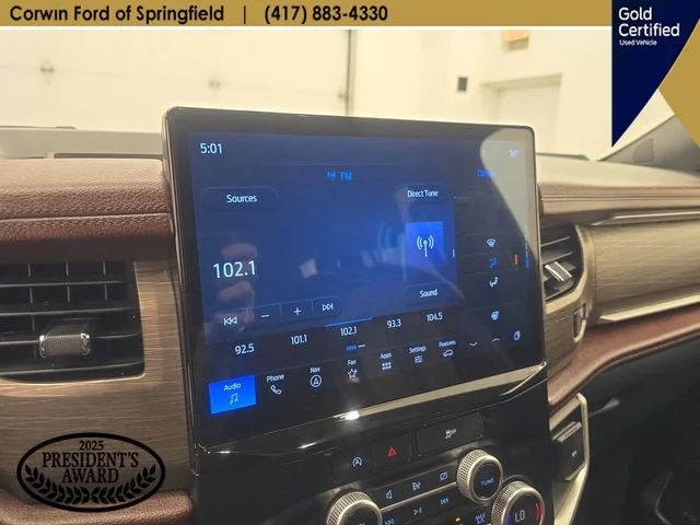 Used 2024 Agate Black Metallic Ford Limited image 27
