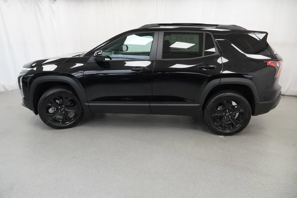 2027 Chevrolet Equinox LT - Photo 38