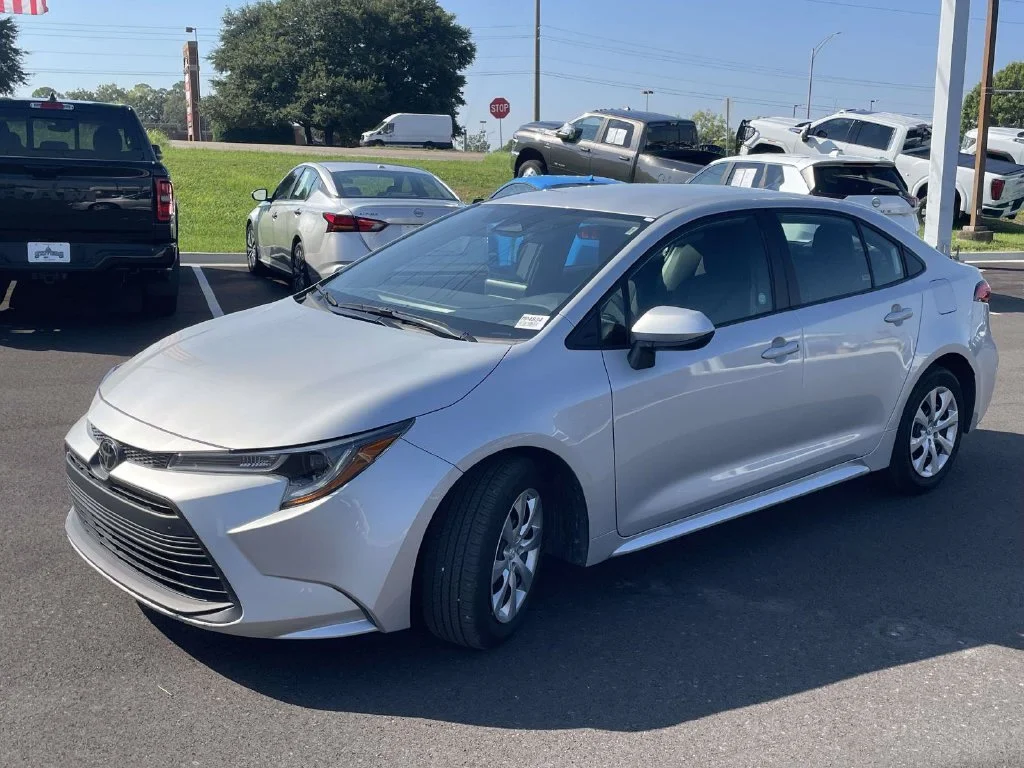Certified Used 2025 Silver Toyota LE image 7