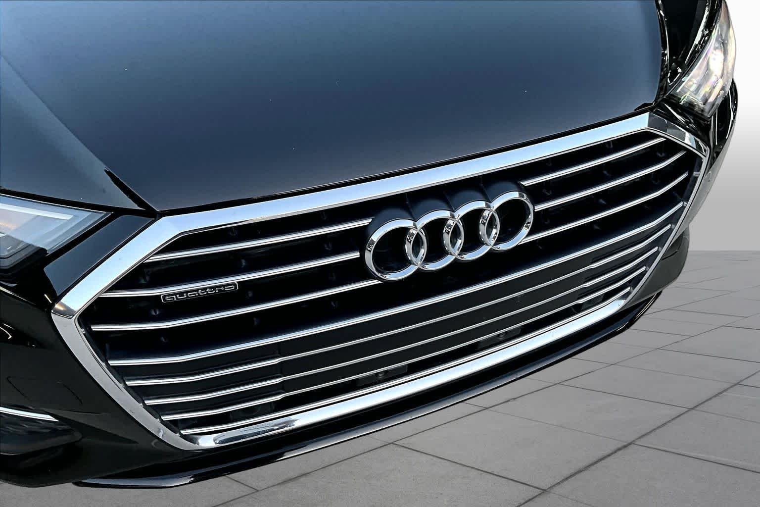 Used 2019 Mythos Black Metallic Audi Premium image 33