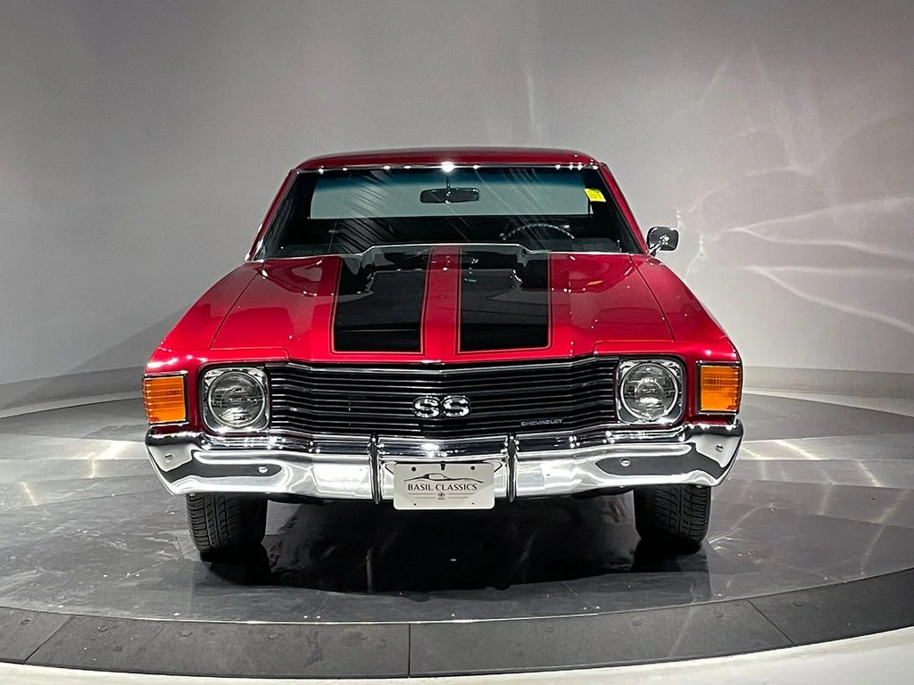 Used 1972 Red Chevrolet  image 3