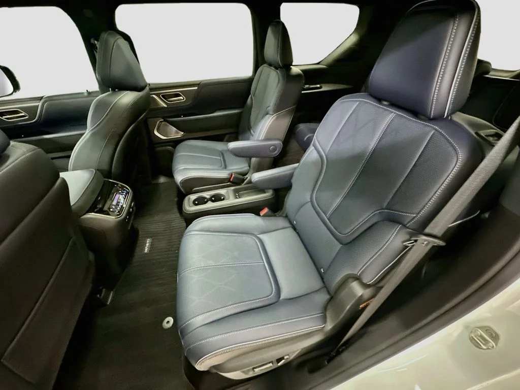 Certified Used 2026 White INFINITI SPORT image 25