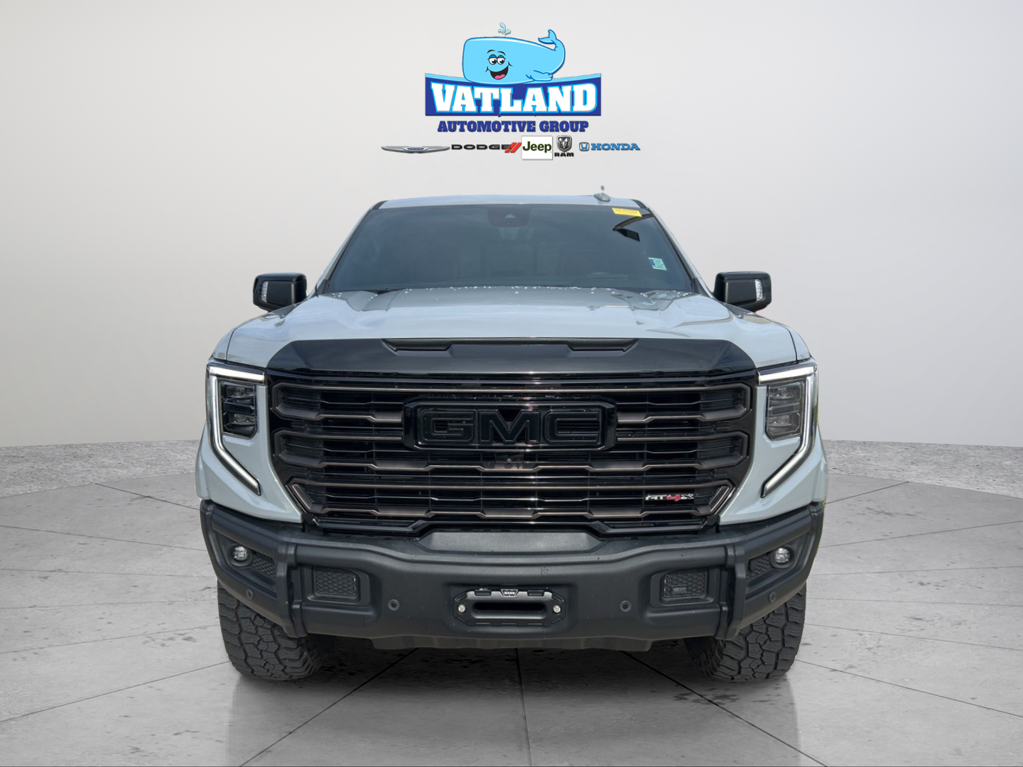 Used 2024 Gray GMC AT4X image 20